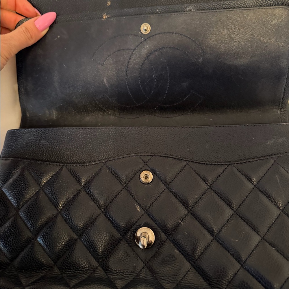 Chanel classic bag with flap - Picture 3 of 10